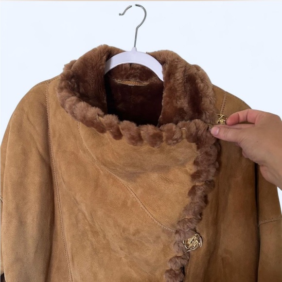 🌟AMAZING FAUX FUR JACKET!🌟 - Picture 3 of 5